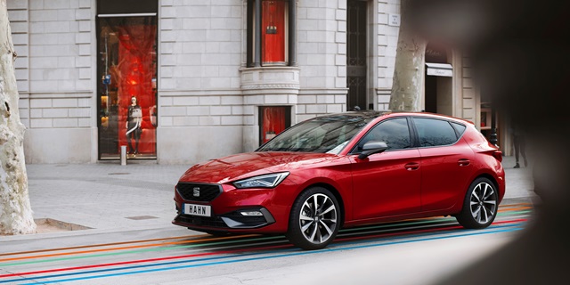 Der SEAT Leon Road Edition in rot.