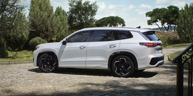 VW Tayron R-Line Seitenansicht weiß