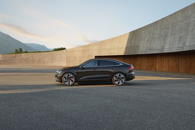 Der Audi Q8 e-tron bei Hahn Automobile.