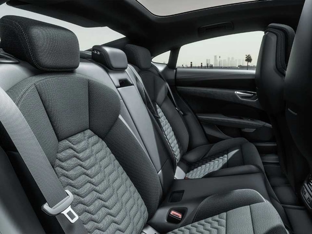 Audi e-tron GT Innenansicht hinten