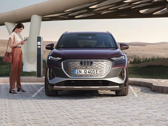 Audi Q4 e-tron Front