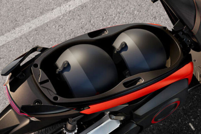 Seat Mo eScooter125 Helmfach