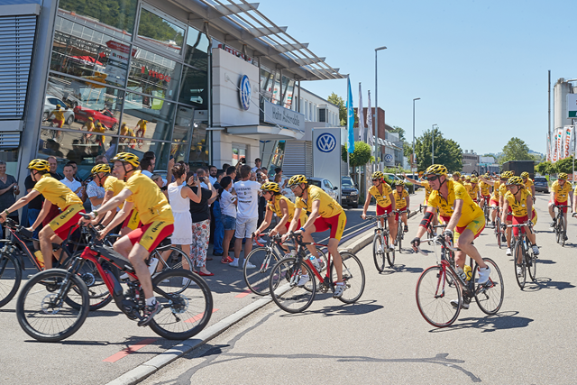 Hahn unterstützt die Tour Ginkgo