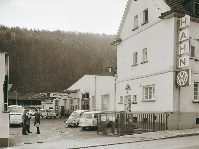 1945-1961: Hahn ist Vertriebspartner vor VW.